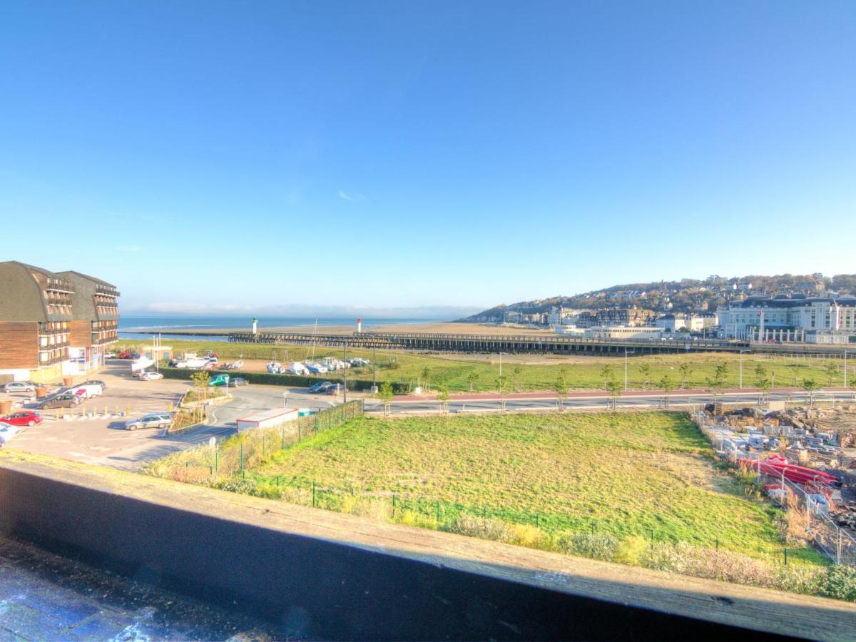 Studio Les Marinas-10 By Interhome Deauville Bagian luar foto